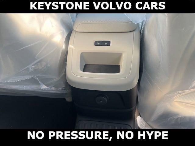 new 2026 Volvo XC60 Plug-In Hybrid car, priced at $75,355