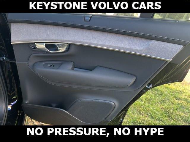 new 2026 Volvo XC90 car, priced at $75,155