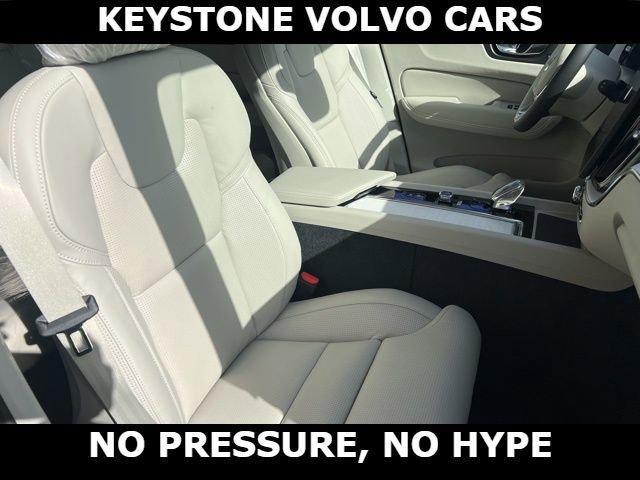 new 2026 Volvo XC60 car, priced at $63,935