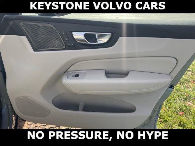 new 2026 Volvo XC60 car, priced at $63,935