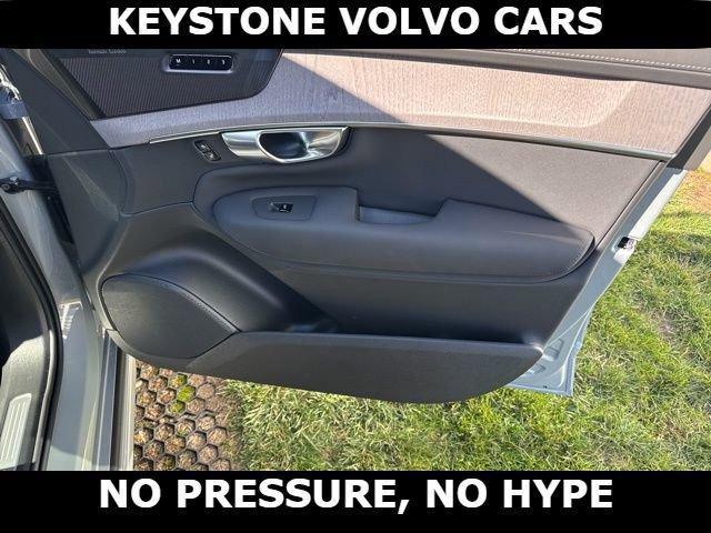 new 2026 Volvo XC90 car, priced at $71,849