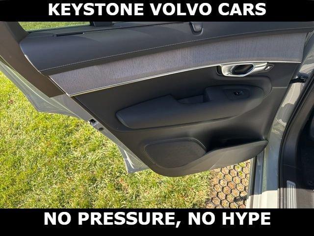 new 2026 Volvo XC90 car, priced at $71,849