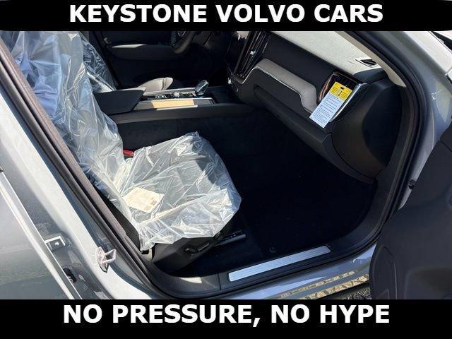 new 2026 Volvo XC60 Plug-In Hybrid car, priced at $69,405