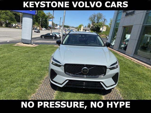 new 2026 Volvo XC60 Plug-In Hybrid car, priced at $69,405