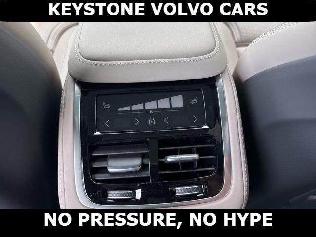 new 2026 Volvo XC90 car, priced at $76,080