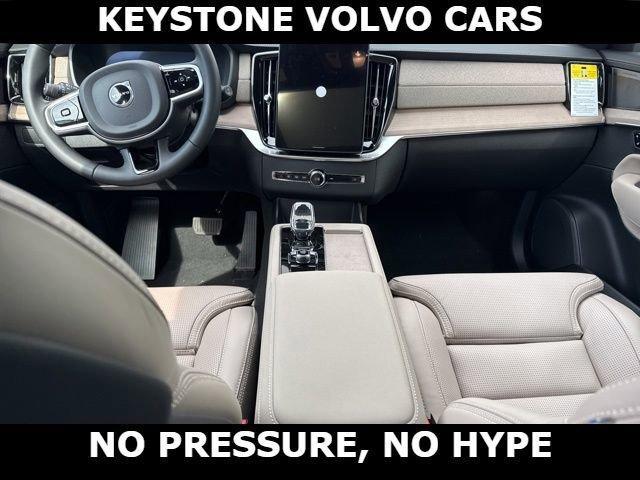 new 2026 Volvo XC90 car, priced at $76,080