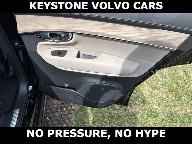 new 2026 Volvo XC90 car, priced at $76,080
