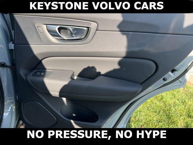 new 2026 Volvo XC60 Plug-In Hybrid car, priced at $69,060