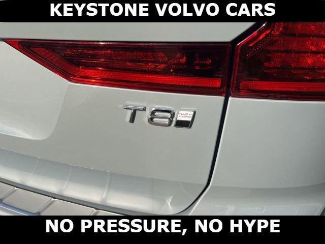 new 2026 Volvo XC60 Plug-In Hybrid car, priced at $69,060