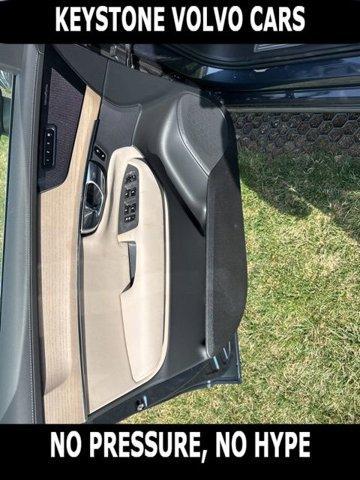 new 2026 Volvo XC90 Plug-In Hybrid car, priced at $81,770