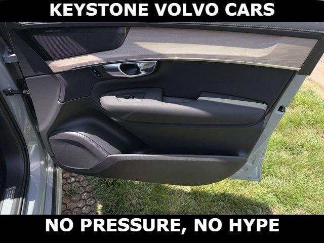 new 2026 Volvo XC90 Plug-In Hybrid car, priced at $78,272