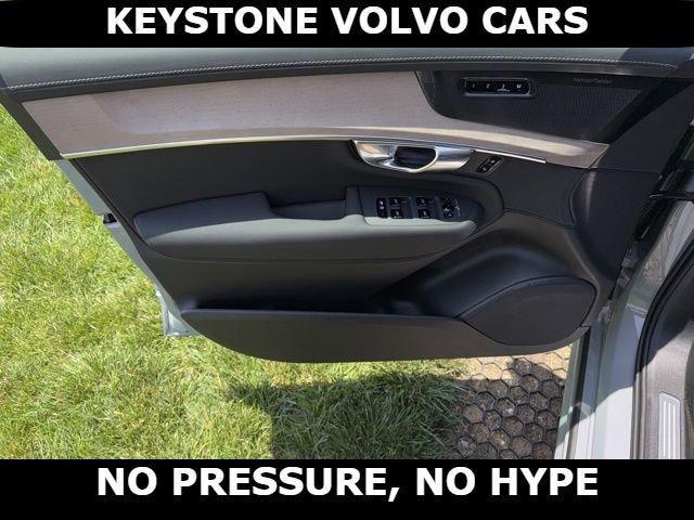 new 2026 Volvo XC90 Plug-In Hybrid car, priced at $78,272