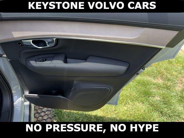 new 2026 Volvo XC90 Plug-In Hybrid car, priced at $78,272