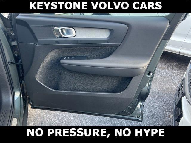 new 2026 Volvo XC40 car, priced at $44,160