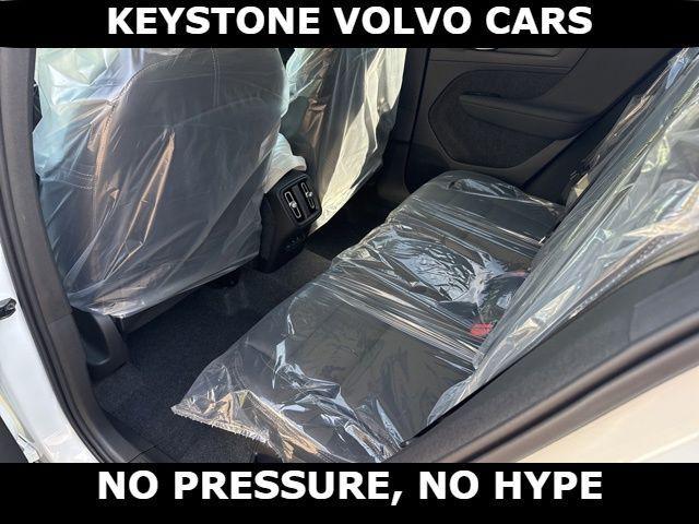 new 2026 Volvo XC40 car, priced at $44,045