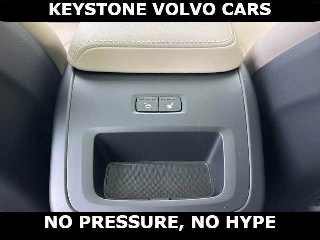 new 2026 Volvo XC60 Plug-In Hybrid car, priced at $69,405