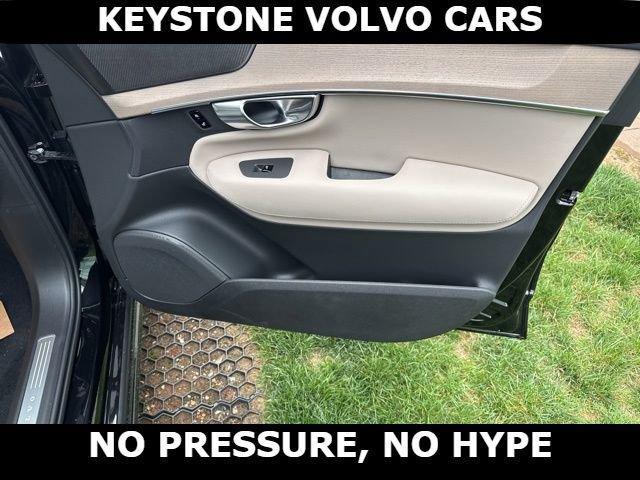 new 2026 Volvo XC90 Plug-In Hybrid car, priced at $81,995