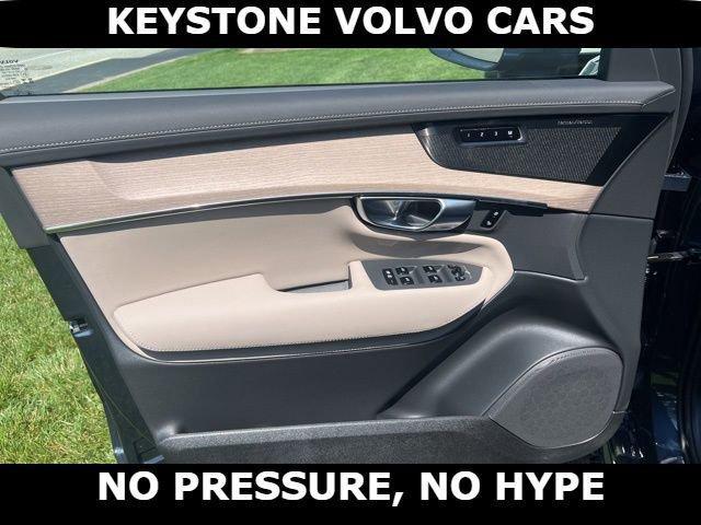 new 2026 Volvo XC90 car, priced at $68,624