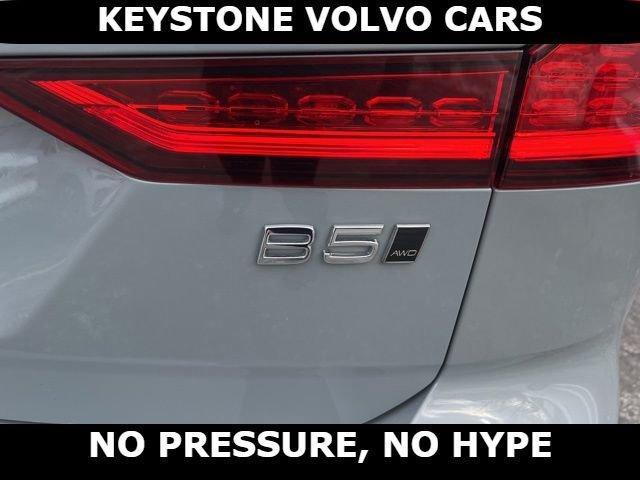 used 2025 Volvo V60 Cross Country car, priced at $35,995