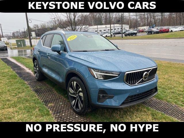 used 2024 Volvo XC40 car, priced at $33,995
