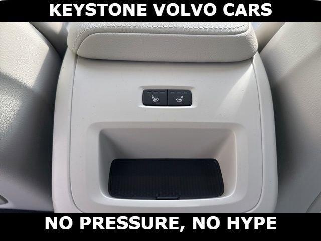 new 2026 Volvo XC60 Plug-In Hybrid car, priced at $75,235