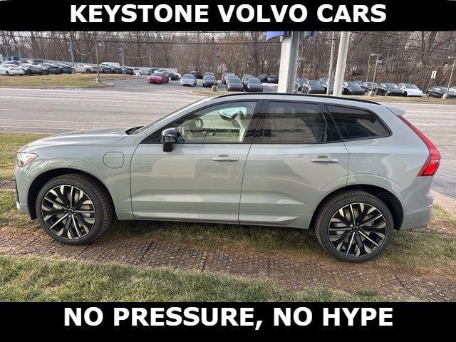 new 2026 Volvo XC60 Plug-In Hybrid car, priced at $75,235