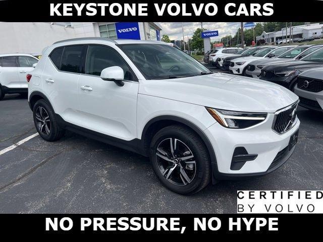 used 2025 Volvo XC40 car, priced at $29,995