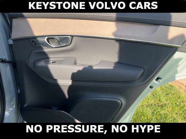 new 2026 Volvo XC90 car, priced at $71,825