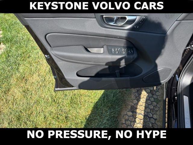 new 2026 Volvo XC60 car, priced at $55,349