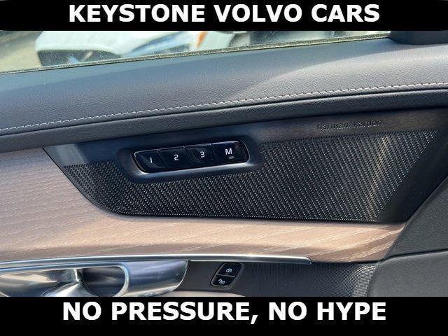 new 2026 Volvo XC90 Plug-In Hybrid car, priced at $81,770