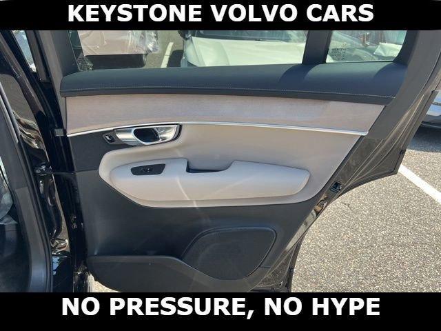 new 2026 Volvo XC90 Plug-In Hybrid car, priced at $81,770