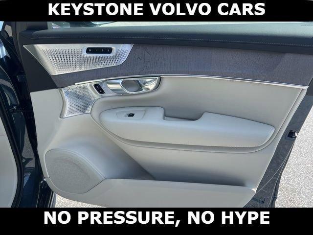 new 2026 Volvo XC90 Plug-In Hybrid car, priced at $92,125