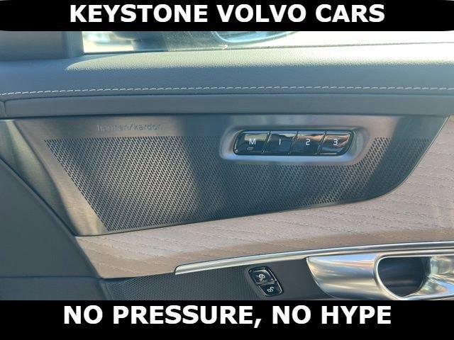 new 2026 Volvo XC90 car, priced at $71,455