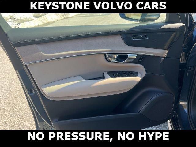 new 2026 Volvo XC90 car, priced at $71,455