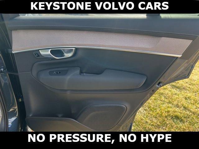 new 2026 Volvo XC90 car, priced at $70,720