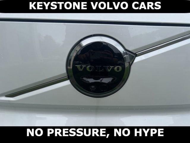 new 2025 Volvo EX90 car, priced at $75,426