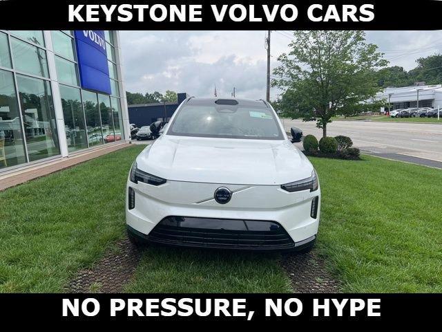 new 2025 Volvo EX90 car, priced at $75,426