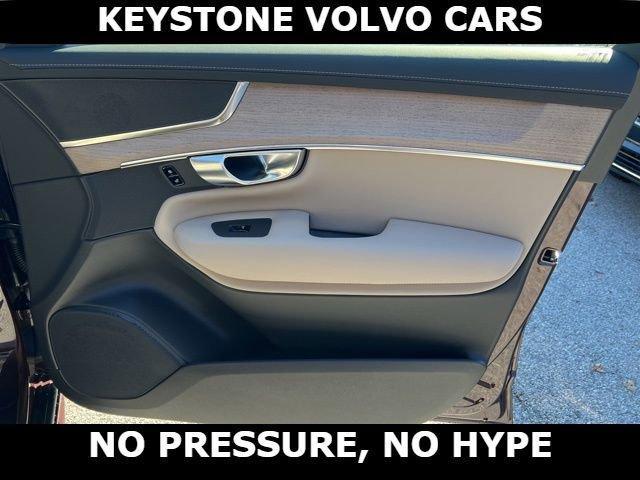 new 2026 Volvo XC90 car, priced at $66,855