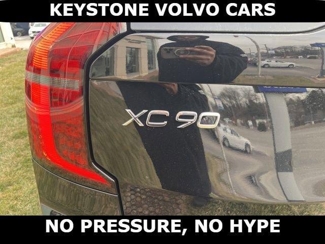 new 2026 Volvo XC90 car, priced at $70,605