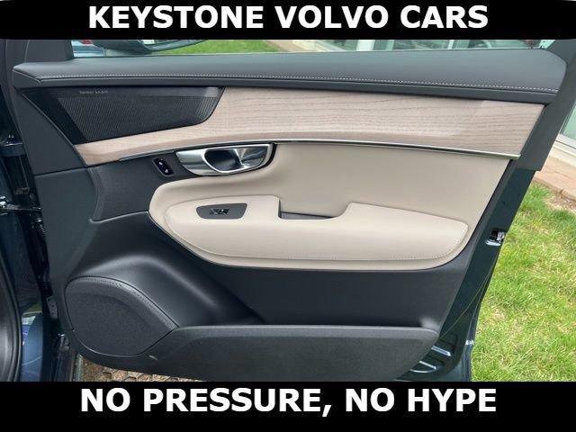 new 2026 Volvo XC90 car, priced at $65,322