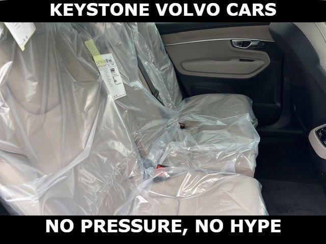 new 2026 Volvo XC90 car, priced at $65,322