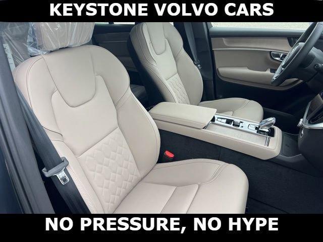 new 2026 Volvo XC90 car, priced at $65,322