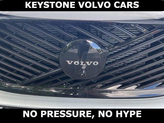 new 2026 Volvo XC60 Plug-In Hybrid car, priced at $79,010