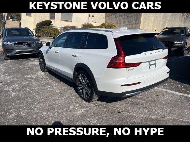 used 2025 Volvo V60 Cross Country car, priced at $35,995