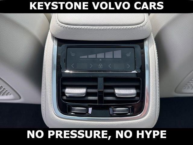 new 2026 Volvo XC90 car, priced at $75,155
