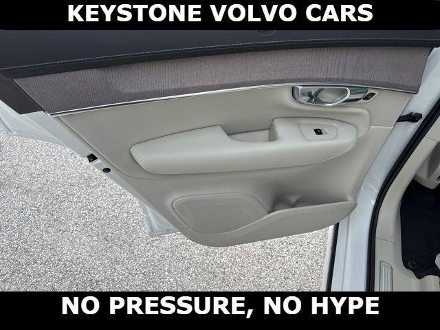 new 2026 Volvo XC90 car, priced at $75,155