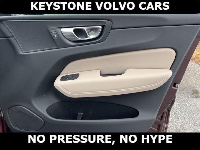 new 2026 Volvo XC60 car, priced at $56,885