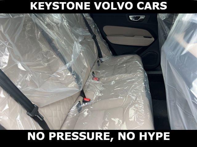 new 2026 Volvo XC60 car, priced at $56,885