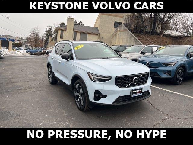 used 2025 Volvo XC40 car, priced at $31,995