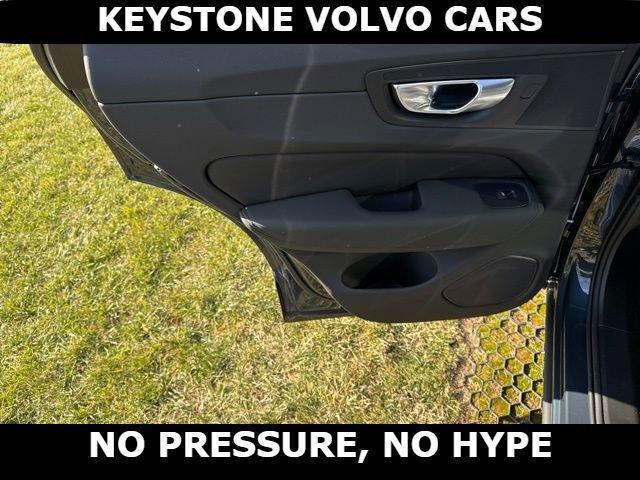 new 2026 Volvo XC60 car, priced at $63,275